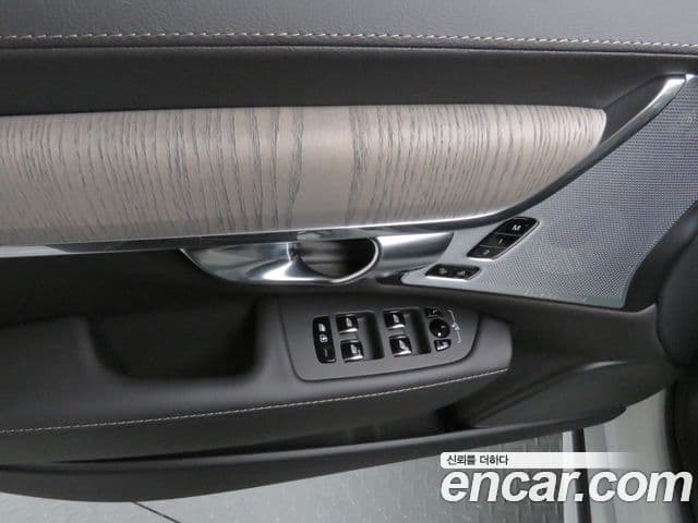 Volvo S90 B5 Ultra Bright, 2025 11