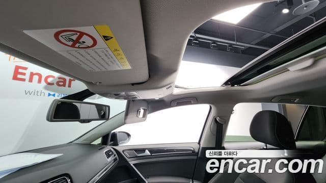 Volkswagen Гольф 7세대, 2015 18