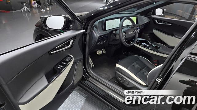 Kia EV6 GT Line, 2023 10