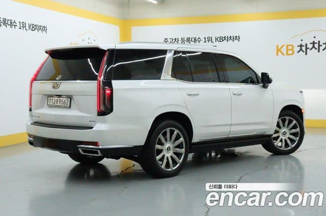 Cadillac Escalade 5세대 Premium Luxury Platinum, 2022 3