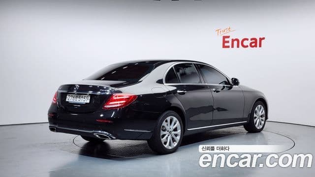 Mercedes-Benz E-класс W213 E300 4MATIC Exclusive Standard, 2018 2