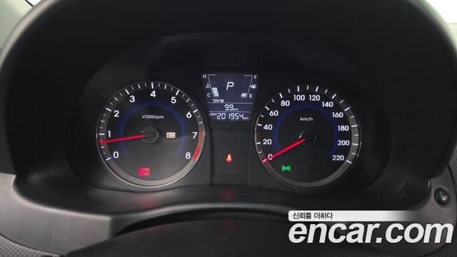 Hyundai Accent(новый кузов / новое поколение) Premier, 2011 8