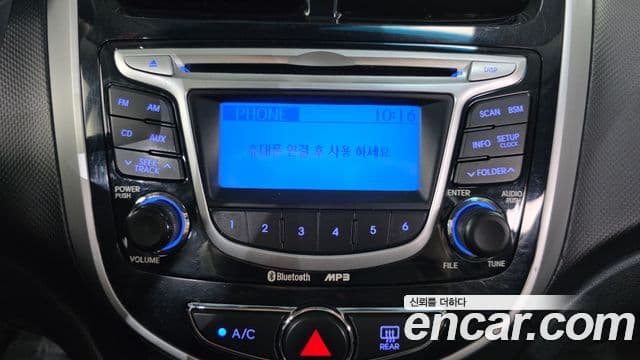 Hyundai Accent(новый кузов / новое поколение) Premier, 2011 16