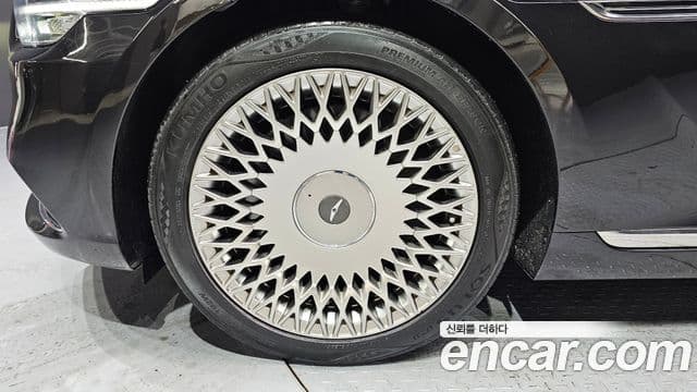 Genesis G90 Premium Luxury, 2019 все фото