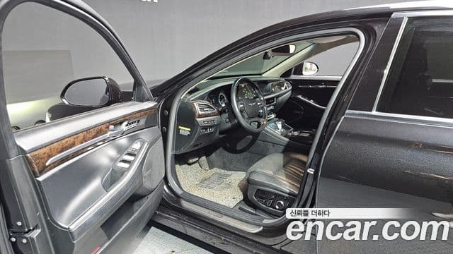 Genesis G90 Premium Luxury, 2019 10