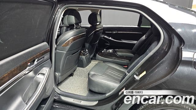 Genesis G90 Premium Luxury, 2019 12