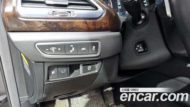 Genesis G90 Premium Luxury, 2019 13