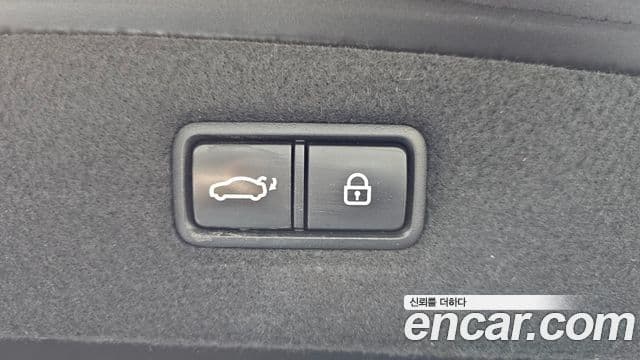 Genesis G90 Premium Luxury, 2019 20