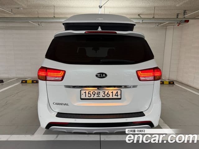 Kia All New Carnival Prestige, 2016 2