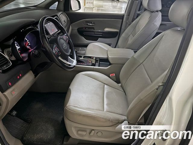 Kia All New Carnival Prestige, 2016 9