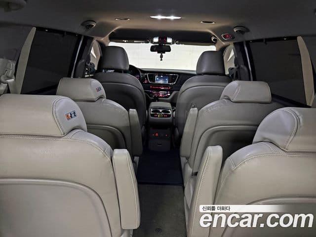 Kia All New Carnival Prestige, 2016 13