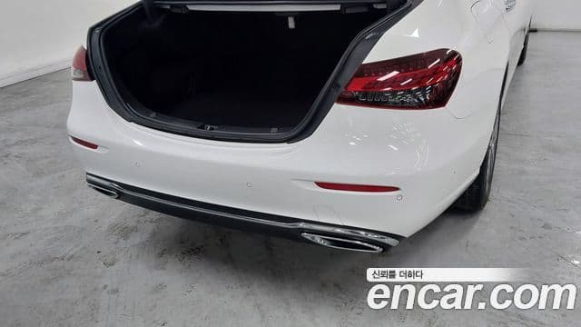 Mercedes-Benz E-класс W213 Avantgarde, 2022 11