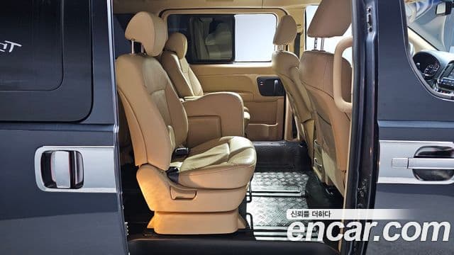 Hyundai Grand Starex Modern Special, 2017 12