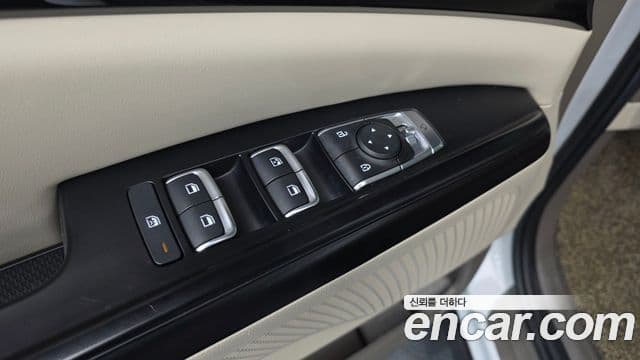 Kia Carnival 4세대 Prestige, 2022 11