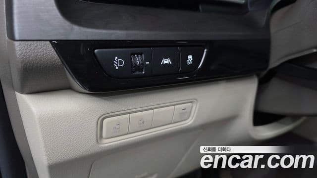 Kia Carnival 4세대 Prestige, 2022 12
