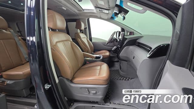 Hyundai Staria Inspiration, 2022 10