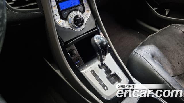 Hyundai Avante MD M16 GDI top, 2012 9