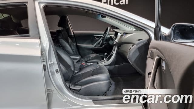 Hyundai Avante MD M16 GDI top, 2012 10