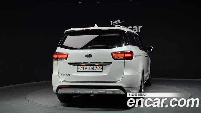 Kia All New Carnival Prestige, 2017 4