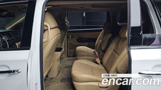 Kia All New Carnival Prestige, 2017 12