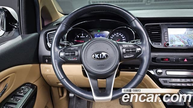 Kia All New Carnival Prestige, 2017 13