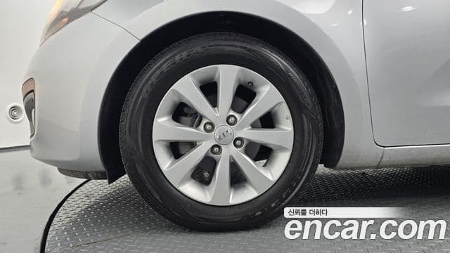 Kia All New Pride Luxury, 2014 все фото