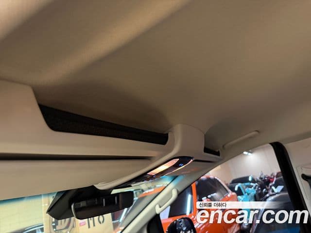 Hyundai Staria Modern, 2025 15