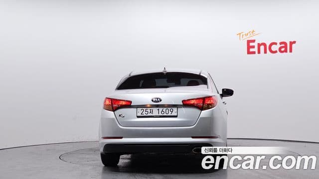 Kia K5 LPI Deluxe, 2013 4