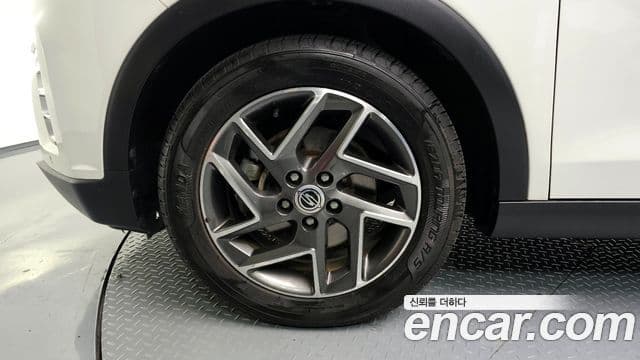 KG모빌리티(SsangYong) Berry New Tivoli V3, 2022 все фото