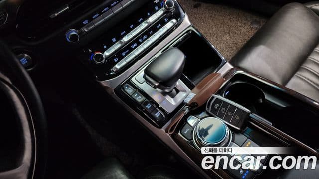 Genesis EQ900 Premium Luxury, 2018 9