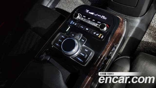 Genesis EQ900 Premium Luxury, 2018 19