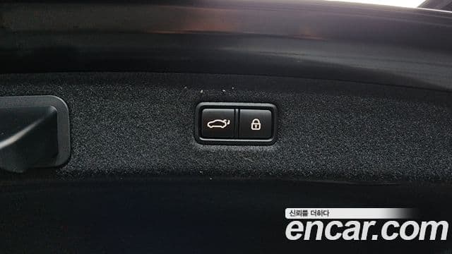 Genesis EQ900 Premium Luxury, 2018 20