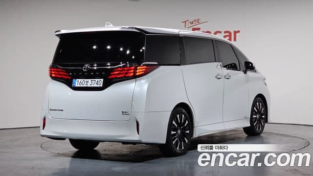 Toyota Alphard 4세대 2.5 HEV Executive AWD, 2024 2