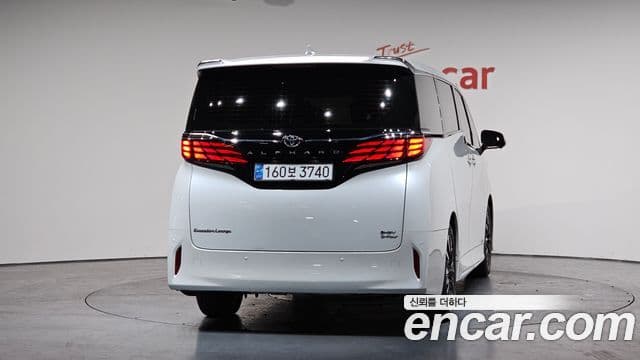 Toyota Alphard 4세대 2.5 HEV Executive AWD, 2024 4