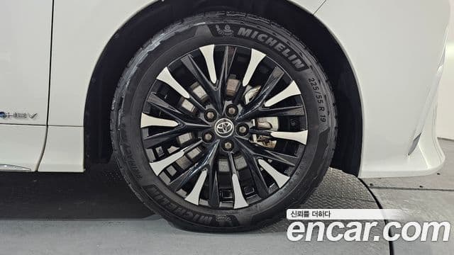 Toyota Alphard 4세대 2.5 HEV Executive AWD, 2024 все фото