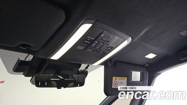 Toyota Alphard 4세대 2.5 HEV Executive AWD, 2024 17