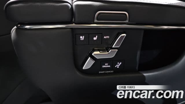 Toyota Alphard 4세대 2.5 HEV Executive AWD, 2024 18