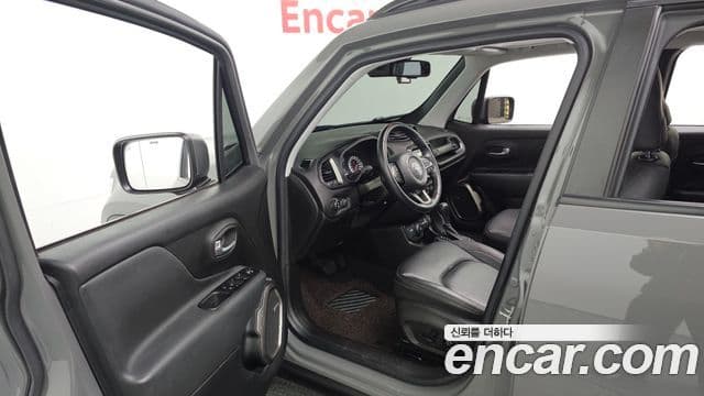 Jeep Renegade 2.4 Limited AWD, 2021 10