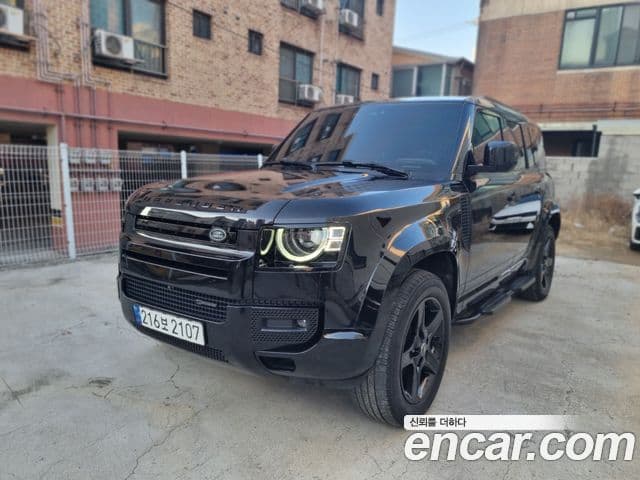 Land Rover Defender (L663) 110 P300 X-Dynamic SE, 2023 2