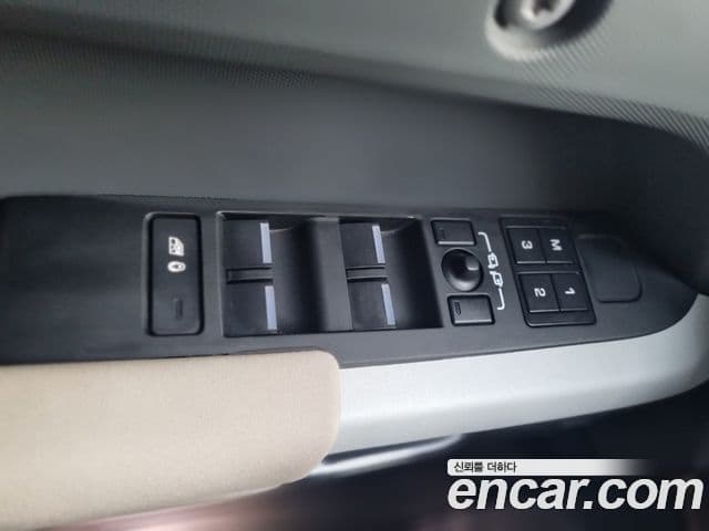 Land Rover Defender (L663) 110 P300 X-Dynamic SE, 2023 10