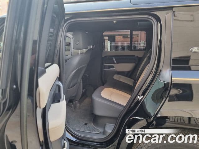 Land Rover Defender (L663) 110 P300 X-Dynamic SE, 2023 15