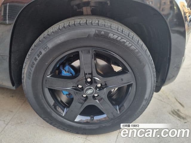 Land Rover Defender (L663) 110 P300 X-Dynamic SE, 2023 18