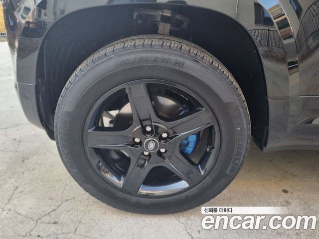 Land Rover Defender (L663) 110 P300 X-Dynamic SE, 2023 19