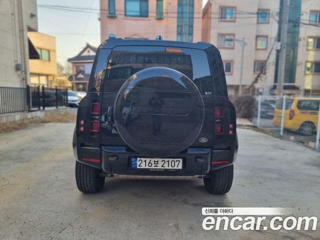 Land Rover Defender (L663) 110 P300 X-Dynamic SE, 2023 20