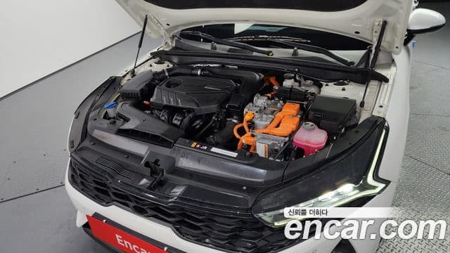Kia K5 гибрид 3세대 Prestige, 2023 6