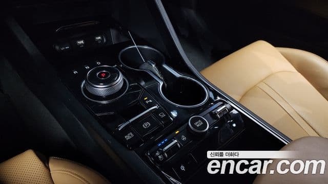 Kia K5 гибрид 3세대 Prestige, 2023 9