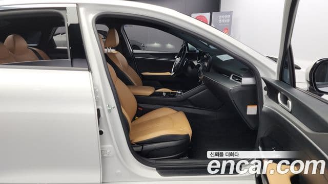 Kia K5 гибрид 3세대 Prestige, 2023 10