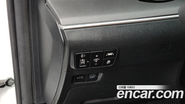 Kia K5 гибрид 3세대 Prestige, 2023 14