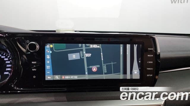 Kia K5 гибрид 3세대 Prestige, 2023 18