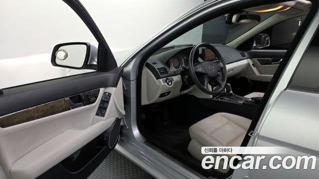 Mercedes-Benz C-класс W204 Avantgarde, 2009 10